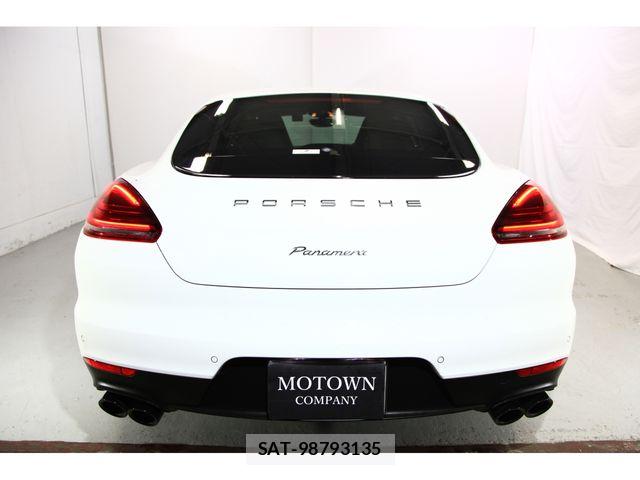 Porsche PANAMERA 2015-09 7727224-2