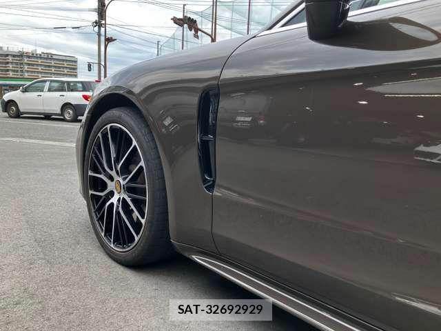 Porsche PANAMERA 2022-06 7727216-11