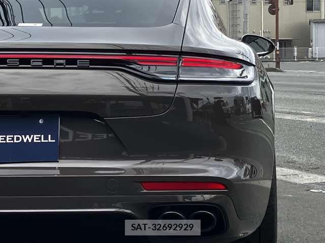 Porsche PANAMERA 2022-06 7727216-14