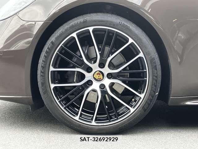 Porsche PANAMERA 2022-06 7727216-18