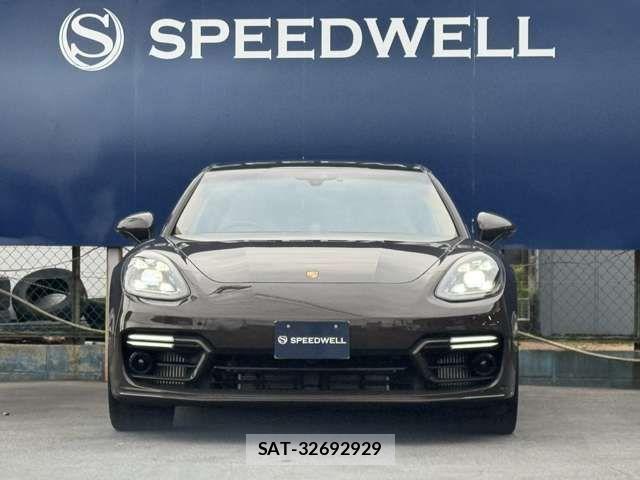 Porsche PANAMERA 2022-06 7727216-1
