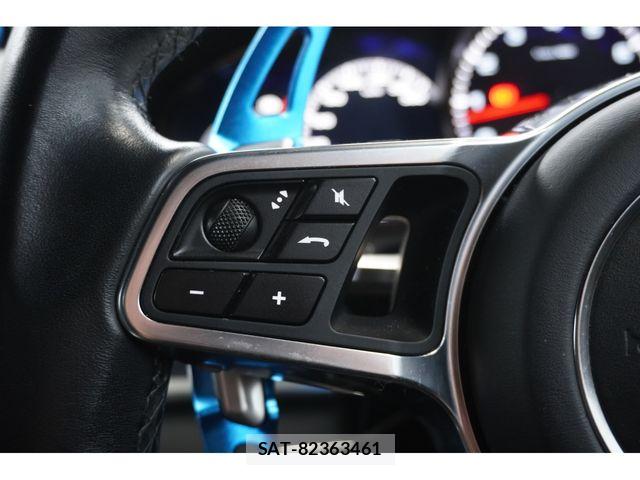 Porsche PANAMERA 2017-03 7878789-18