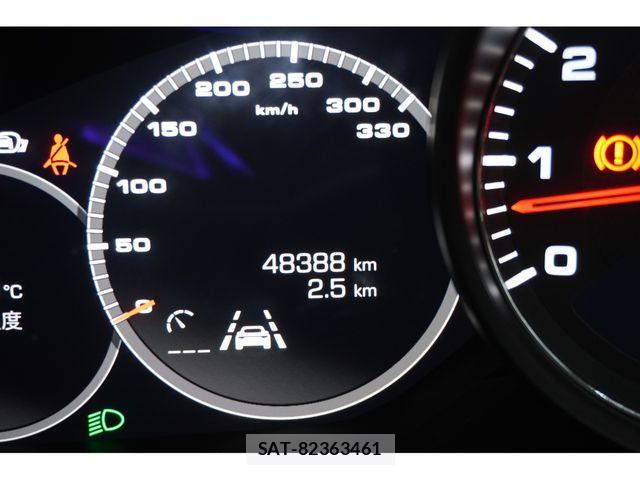 Porsche PANAMERA 2017-03 7878789-23