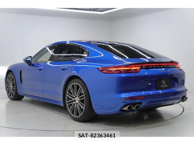 Porsche PANAMERA 2017-03 7878789-6