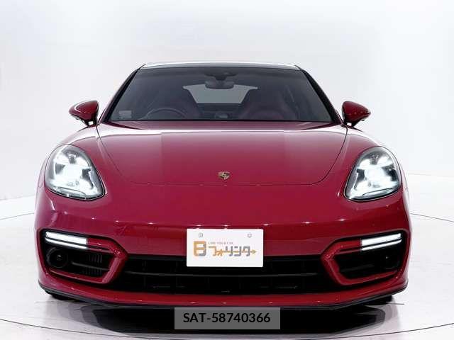 Porsche PANAMERA 2022-06 7878788-10