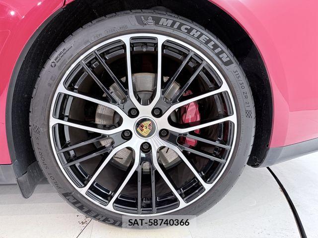 Porsche PANAMERA 2022-06 7878788-23