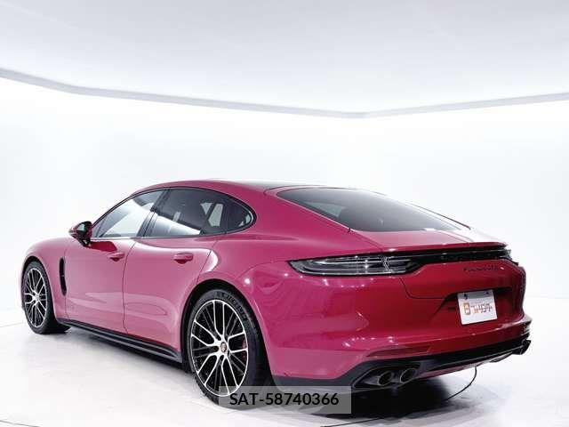 Porsche PANAMERA 2022-06 7878788-4