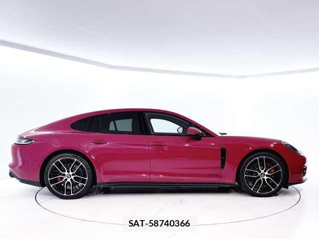 Porsche PANAMERA 2022-06 7878788-7