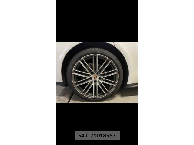 Porsche PANAMERA 2017-10 7963281-12