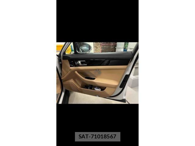 Porsche PANAMERA 2017-10 7963281-16