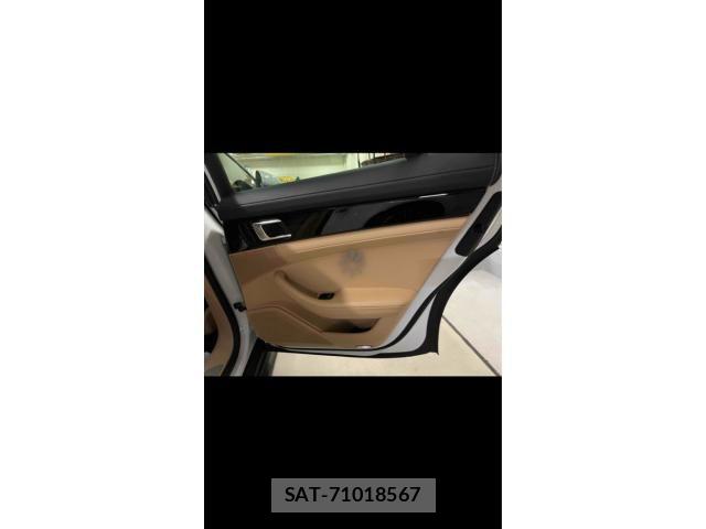 Porsche PANAMERA 2017-10 7963281-18