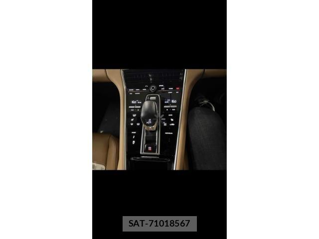 Porsche PANAMERA 2017-10 7963281-5