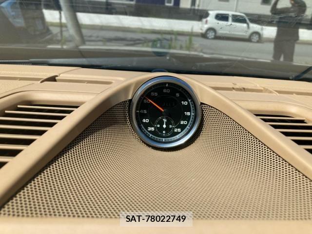 Porsche PANAMERA 2011-02 7980593-12