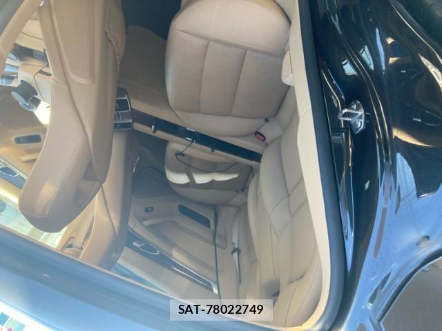 Porsche PANAMERA 2011-02 7980593-8