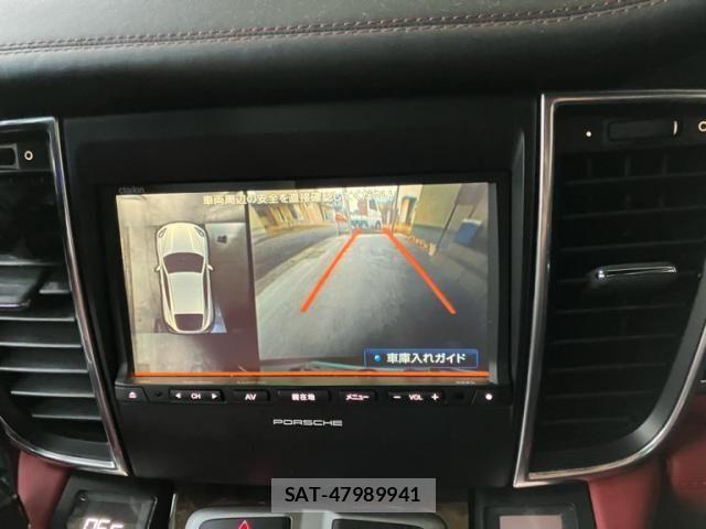 Porsche PANAMERA 2015-11 8037614-20