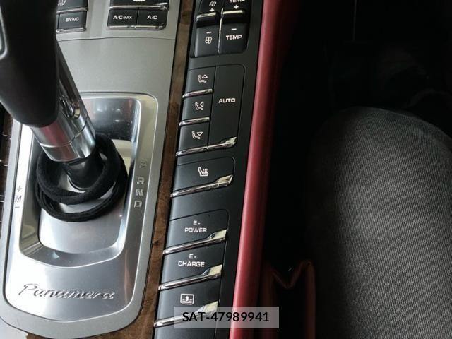 Porsche PANAMERA 2015-11 8037614-22