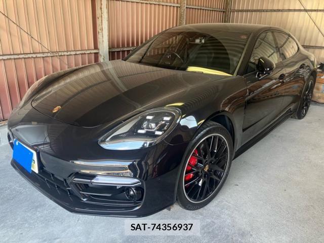 Porsche PANAMERA 2022-04 8101212-0
