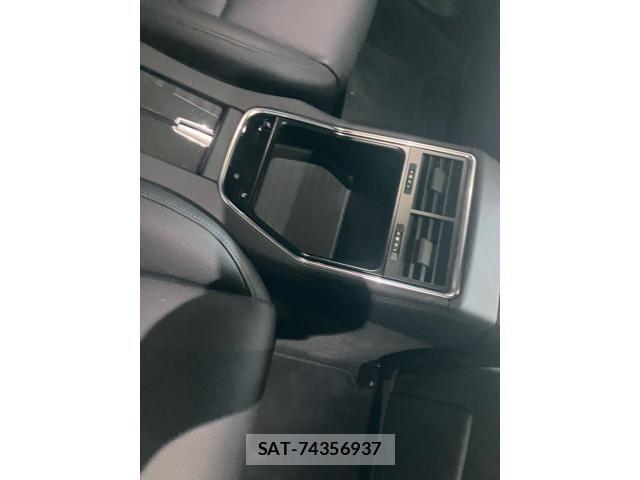 Porsche PANAMERA 2022-04 8101212-14