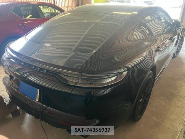 Porsche PANAMERA 2022-04 8101212-3
