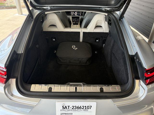 Porsche PANAMERA 2018-04 8101213-4