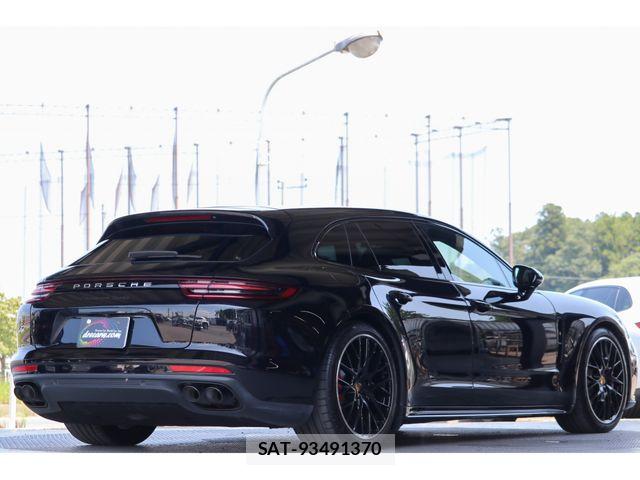 Porsche PANAMERA 2018-10 8131903-9