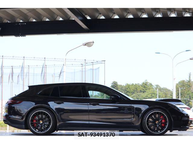 Porsche PANAMERA 2018-10 8131903-5