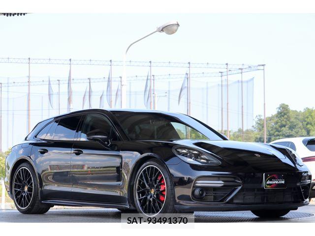 Porsche PANAMERA 2018-10 8131903-7
