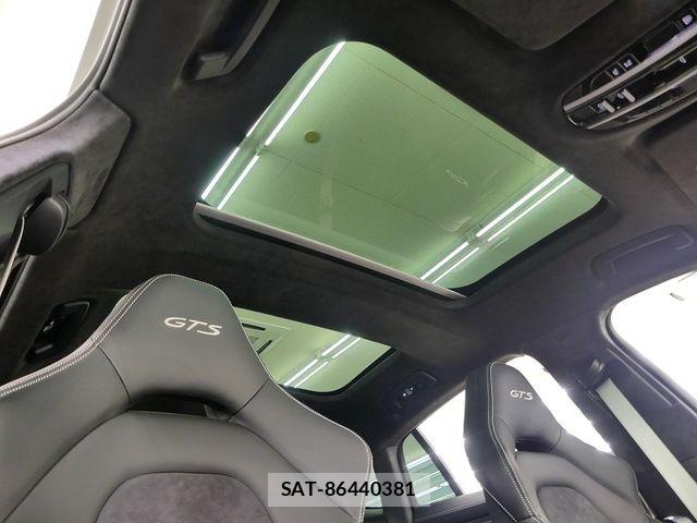 Porsche PANAMERA 2022-09 8159011-3