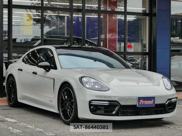 Porsche PANAMERA 2022-09 8159011-4