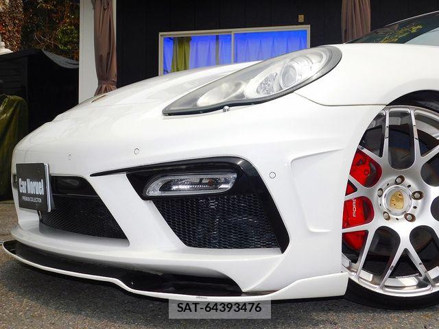 Porsche PANAMERA 2010-07 8209542-9