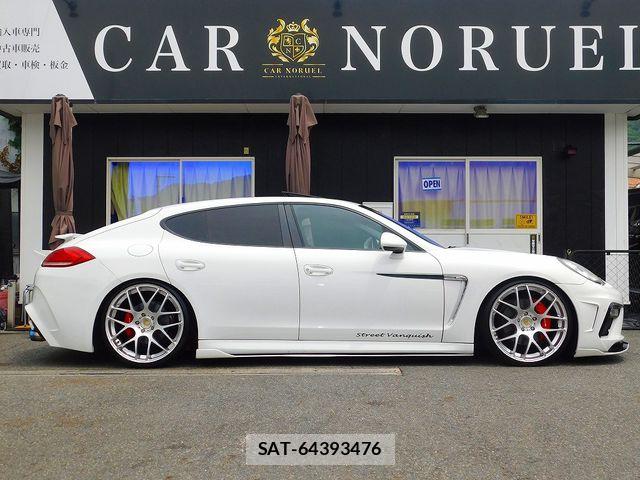 Porsche PANAMERA 2010-07 8209542-11