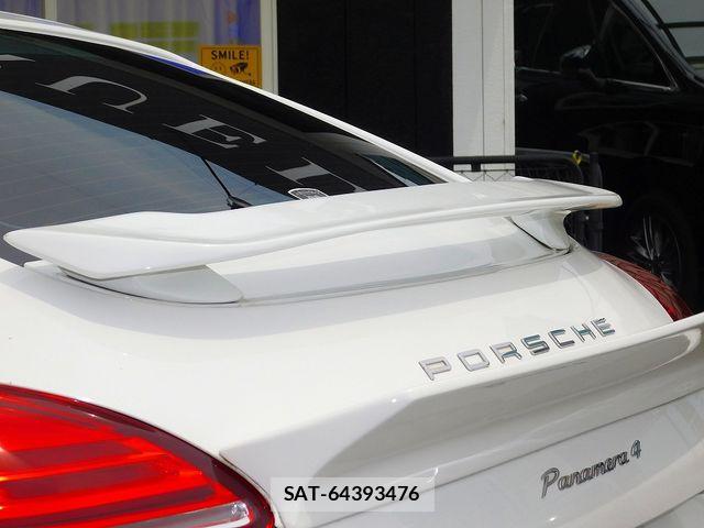 Porsche PANAMERA 2010-07 8209542-19