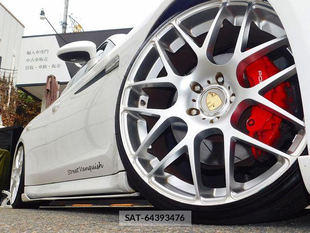 Porsche PANAMERA 2010-07 8209542-21