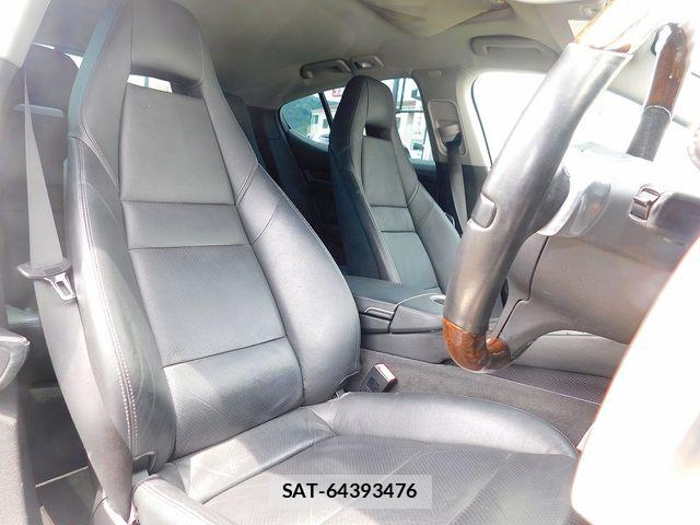 Porsche PANAMERA 2010-07 8209542-27