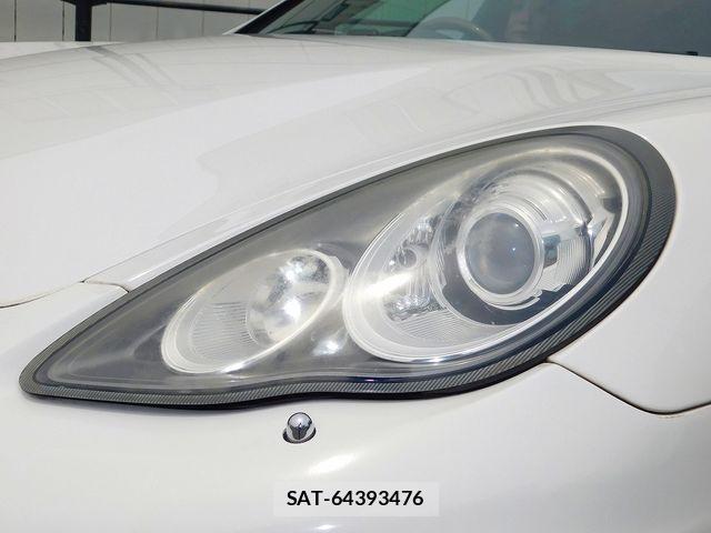 Porsche PANAMERA 2010-07 8209542-8