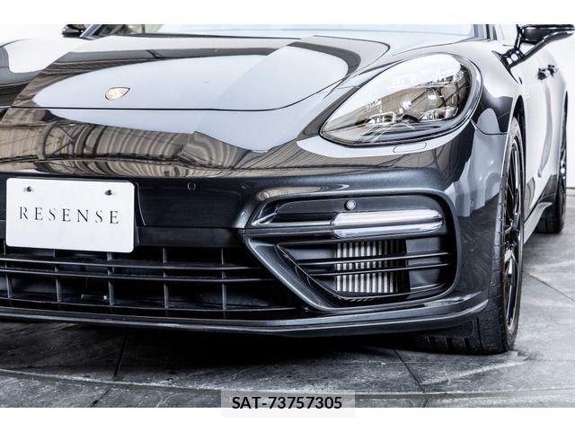 Porsche PANAMERA 2018-03 8231305-10