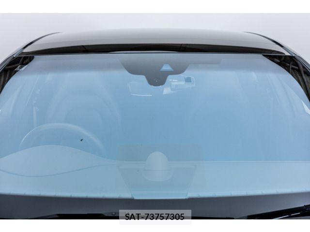 Porsche PANAMERA 2018-03 8231305-18