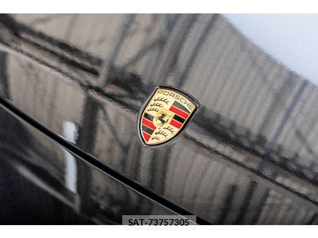 Porsche PANAMERA 2018-03 8231305-19