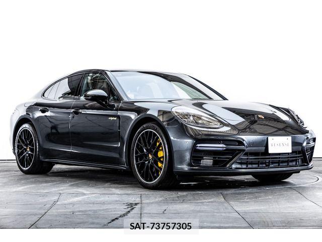 Porsche PANAMERA 2018-03 8231305-6