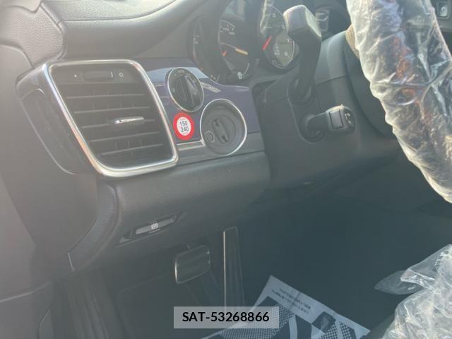 Porsche PANAMERA 2013-05 8231307-16