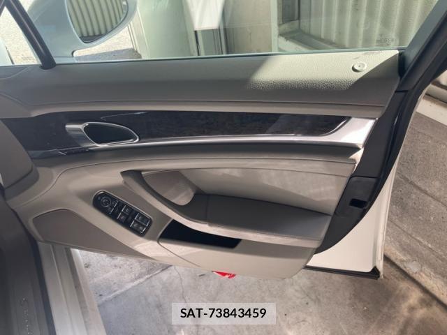 Porsche PANAMERA 2011-12 8231306-13