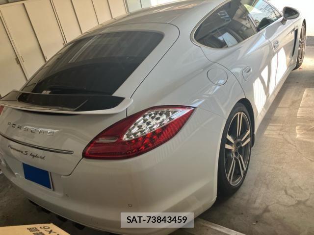 Porsche PANAMERA 2011-12 8231306-2