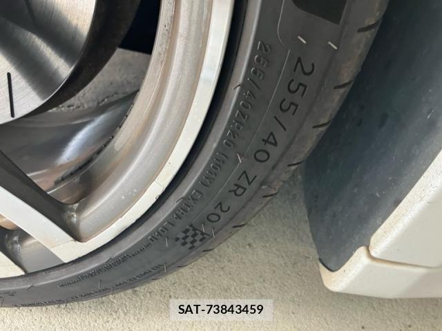 Porsche PANAMERA 2011-12 8231306-8