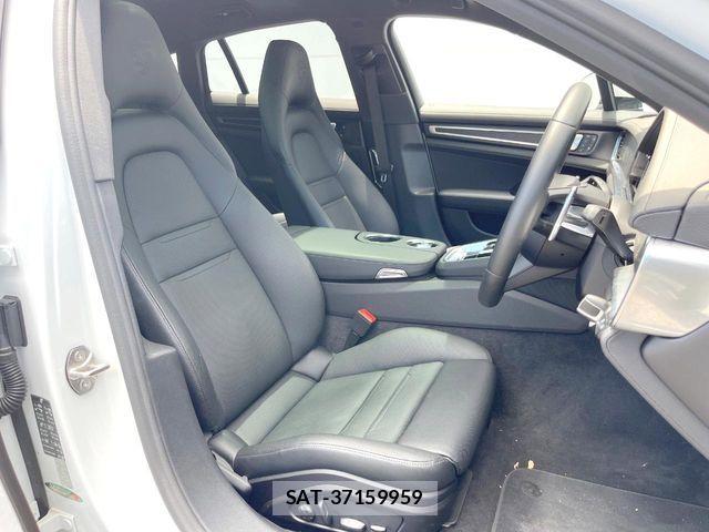 Porsche PANAMERA 2022-12 8316395-8