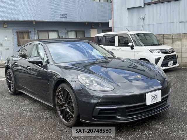 Porsche PANAMERA 2017-10 8414385-0