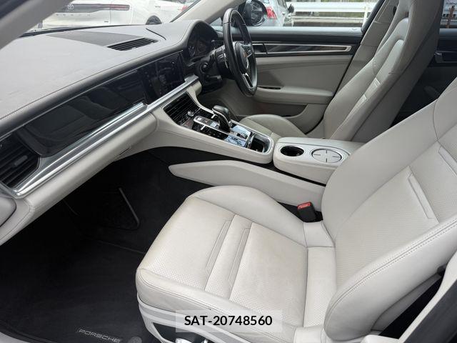 Porsche PANAMERA 2017-10 8414385-9
