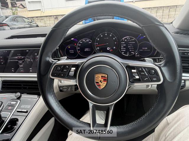 Porsche PANAMERA 2017-10 8414385-14
