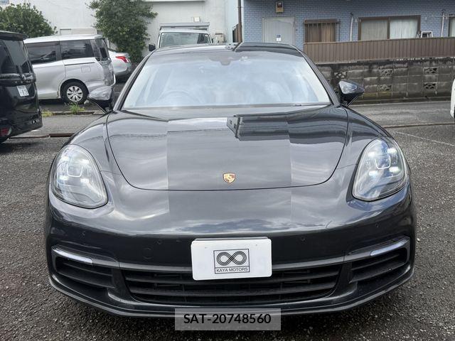 Porsche PANAMERA 2017-10 8414385-1