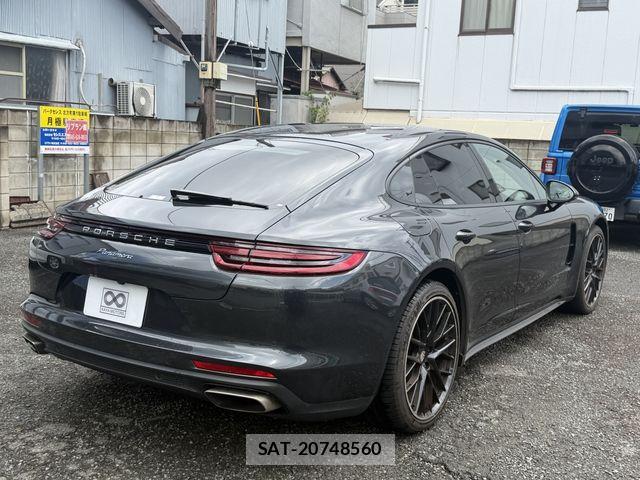 Porsche PANAMERA 2017-10 8414385-6