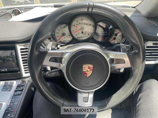 Porsche PANAMERA 2013-09 8438717-12